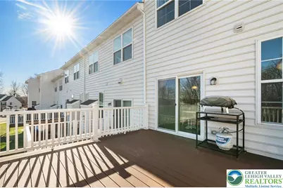 495 Gray Feather Way, Upper Macungie Township, PA 18104 - Photo 4