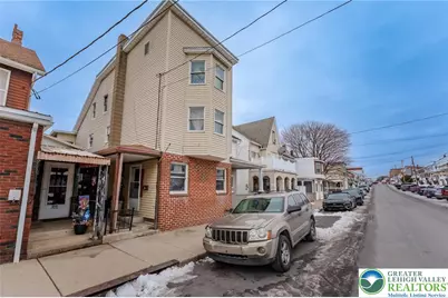 221 E Bertsch Street, Lansford Boro, PA 18232 - Photo 2