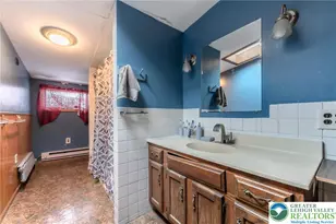 221 E Bertsch St, Lansford Boro, PA 18232 - Photo 28