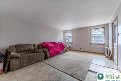 221 E Bertsch Street, Lansford Boro, PA 18232 - Photo 14