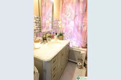 1106 E Bellevue Avenue, Laureldale Borough, PA 19605 - Photo 20