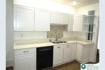 2028 Ealer Avenue, Wilson, PA 18042 - Photo 14