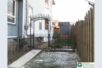 2028 Ealer Avenue, Wilson, PA 18042 - Photo 44