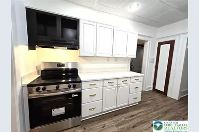 2028 Ealer Avenue, Wilson, PA 18042 - Photo 16