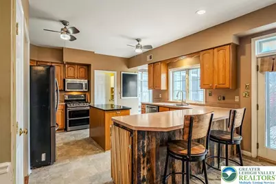 126 Devonshire Drive, Hamilton Twp, PA 18360 - Photo 8