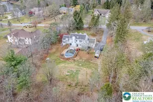 126 Devonshire Dr, Hamilton Twp, PA 18360 - Photo 2