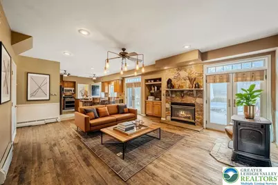 126 Devonshire Drive, Hamilton Twp, PA 18360 - Photo 4