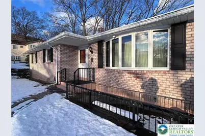 400 N Westbrook Avenue, Pen Argyl Boro, PA 18072 - Photo 2