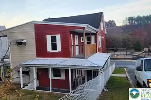 72 E Bacon St, Palo Alto, PA 17901 - Photo 4