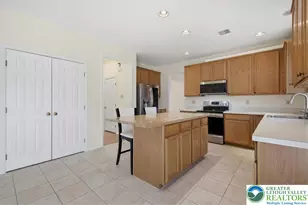 2362 Cross Creek Rd, Lower Macungie, PA 18062 - Photo 8