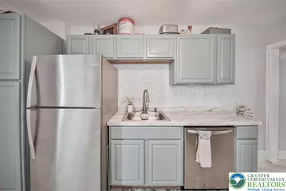 233 South Street, Allentown City, PA 18109 - Photo 6