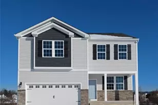 107 Winding Rd, Forks Twp, PA 18040 - Photo 2