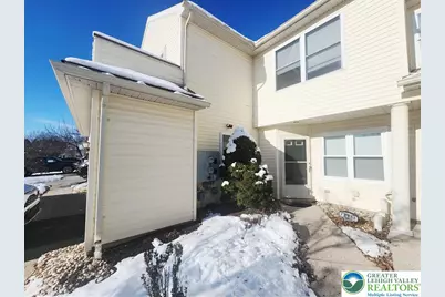 7318 Sauerkraut Lane #E, Lower Macungie Twp, PA 18062 - Photo 4