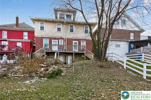 1917 Ferry St, Wilson, PA 18042 - Photo 6