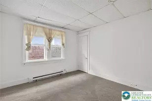 1917 Ferry St, Wilson, PA 18042 - Photo 12