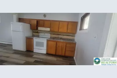 920 Edgemont Avenue, Palmerton Boro, PA 18071 - Photo 16