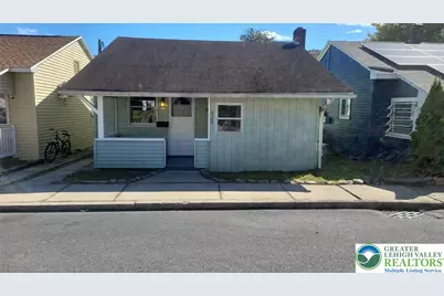 920 Edgemont Avenue, Palmerton Boro, PA 18071 - Photo 2