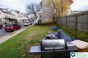 400 Centre St, Easton, PA 18042 - Photo 4