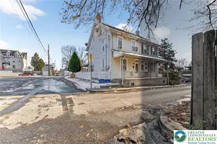 119 School St, Catasauqua, PA 18032 - Photo 2