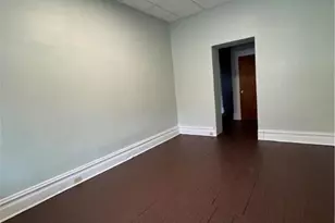 111 N 5th St, Allentown City, PA 18102 - Photo 6