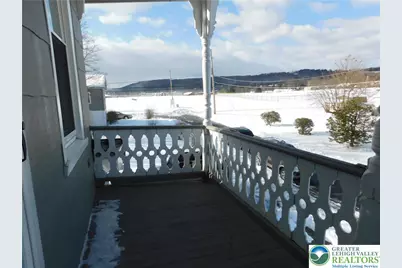 300 S 9th Street #2/upstairs, Lehighton Boro, PA 18235 - Photo 6