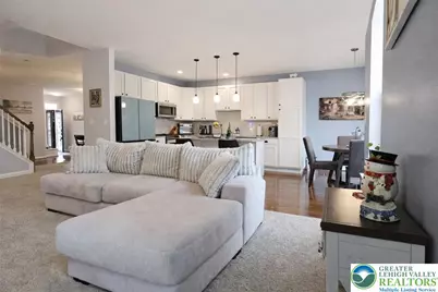 560 Gray Feather Way, Upper Macungie Township, PA 18104 - Photo 6