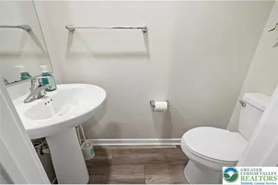 4910 Brookside Court, Coopersburg Boro, PA 18036 - Photo 6