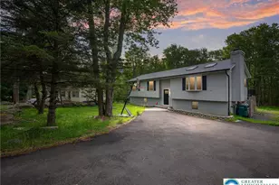 1533 Black Birch Way, Coolbaugh Twp, PA 18466 - Photo 2