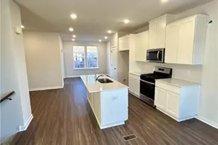 7700 Clayton Ave, Upper Saucon Township, PA 18036 - Photo 6