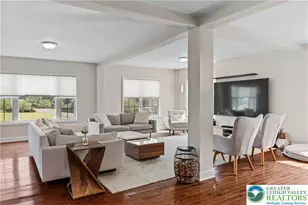 521 Greenview Dr, Hamilton Twp, PA 18353 - Photo 10