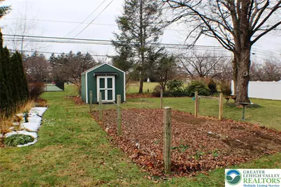 1925 Troxell Street, Hanover Twp, PA 18109 - Photo 10