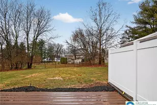 328 41st St, South Whitehall Twp, PA 18104 - Photo 8