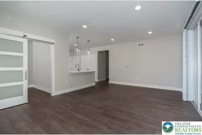 2295 Lafayette Park Drive #A2, Forks Twp, PA 18040 - Photo 4