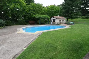 1501 Detweiler Ave, Hellertown Boro, PA 18055 - Photo 6