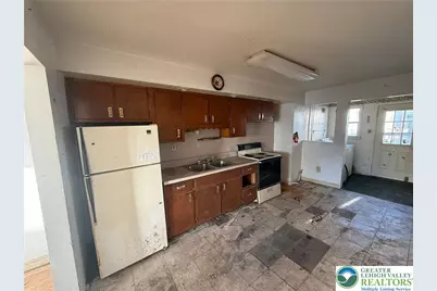 323 S Grape Street, Other, PA 17851 - Photo 4