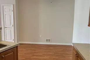 1113 Old Course Ln, Easton, PA 18042 - Photo 10