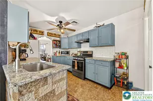 124 Garibaldi Ave, Roseto Boro, PA 18013 - Photo 12