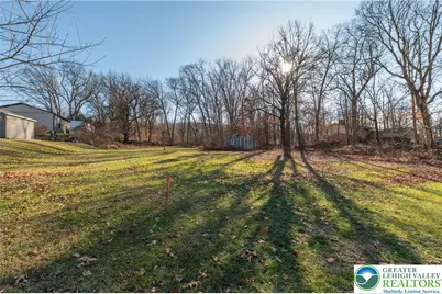 615 Fairview Street, Emmaus, PA 18049 - Photo 2