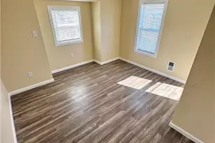 909 S Hall St, Allentown, PA 18103 - Photo 22