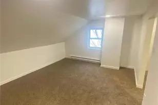 215 E Cherry St, Shenandoah Boro, PA 17976 - Photo 16