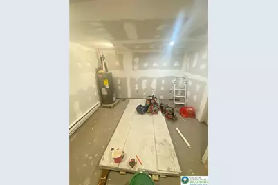 215 E Cherry Street, Shenandoah Boro, PA 17976 - Photo 20