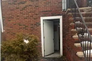 215 E Cherry St, Shenandoah Boro, PA 17976 - Photo 2