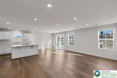 4214 Mimosa Lane, Whitehall Twp, PA 18052 - Photo 6