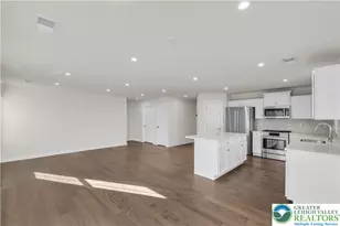 4214 Mimosa Ln, Whitehall Twp, PA 18052 - Photo 8