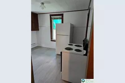146 E Center #2, Nesquehoning Boro, PA 18240 - Photo 4