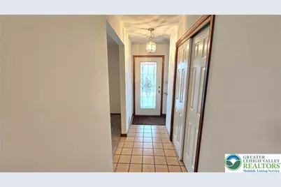 611 Buckingham Drive, Northampton Boro, PA 18067 - Photo 2