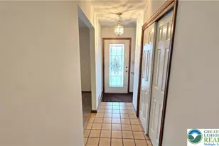 611 Buckingham Dr, Northampton Boro, PA 18067 - Photo 2