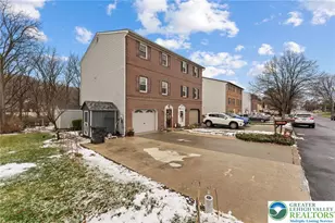 826 E Wayne Ave, Allentown City, PA 18103 - Photo 2