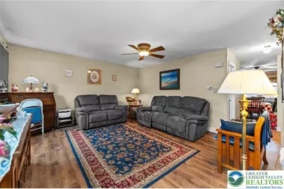 826 E Wayne Avenue, Allentown City, PA 18103 - Photo 10