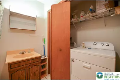 782 Clubhouse Drive, Middle Smithfield, PA 18302 - Photo 8